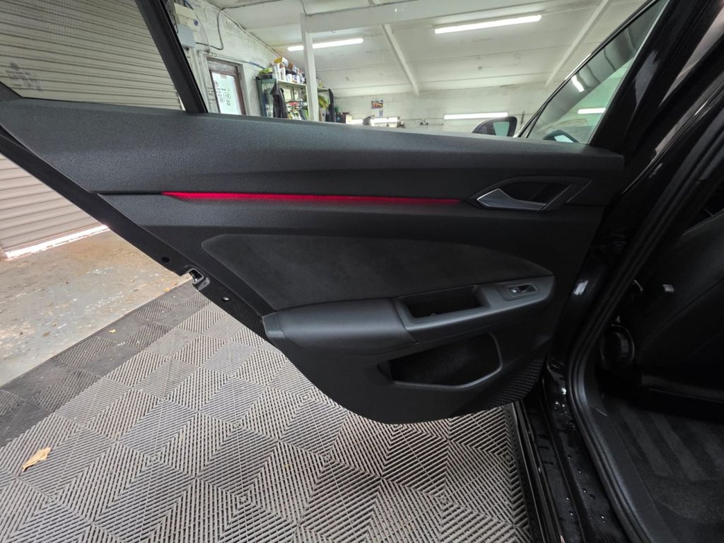 USED 2025 25 VOLKSWAGEN GOLF 1.5 TSI R-Line Hatchback 5dr Petrol Manual Euro 6 (s/s) (150 ps) 
