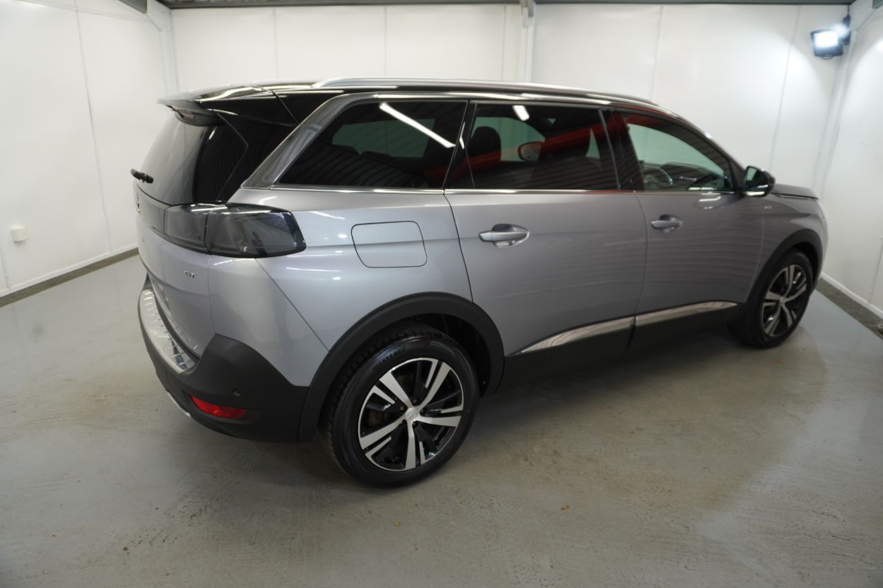 2021 PEUGEOT 1.5 BlueHDi GT SUV 5dr Diesel EAT Euro 6 (s/s) (130 ps) - vehicle photo 13 for sale on PureCar