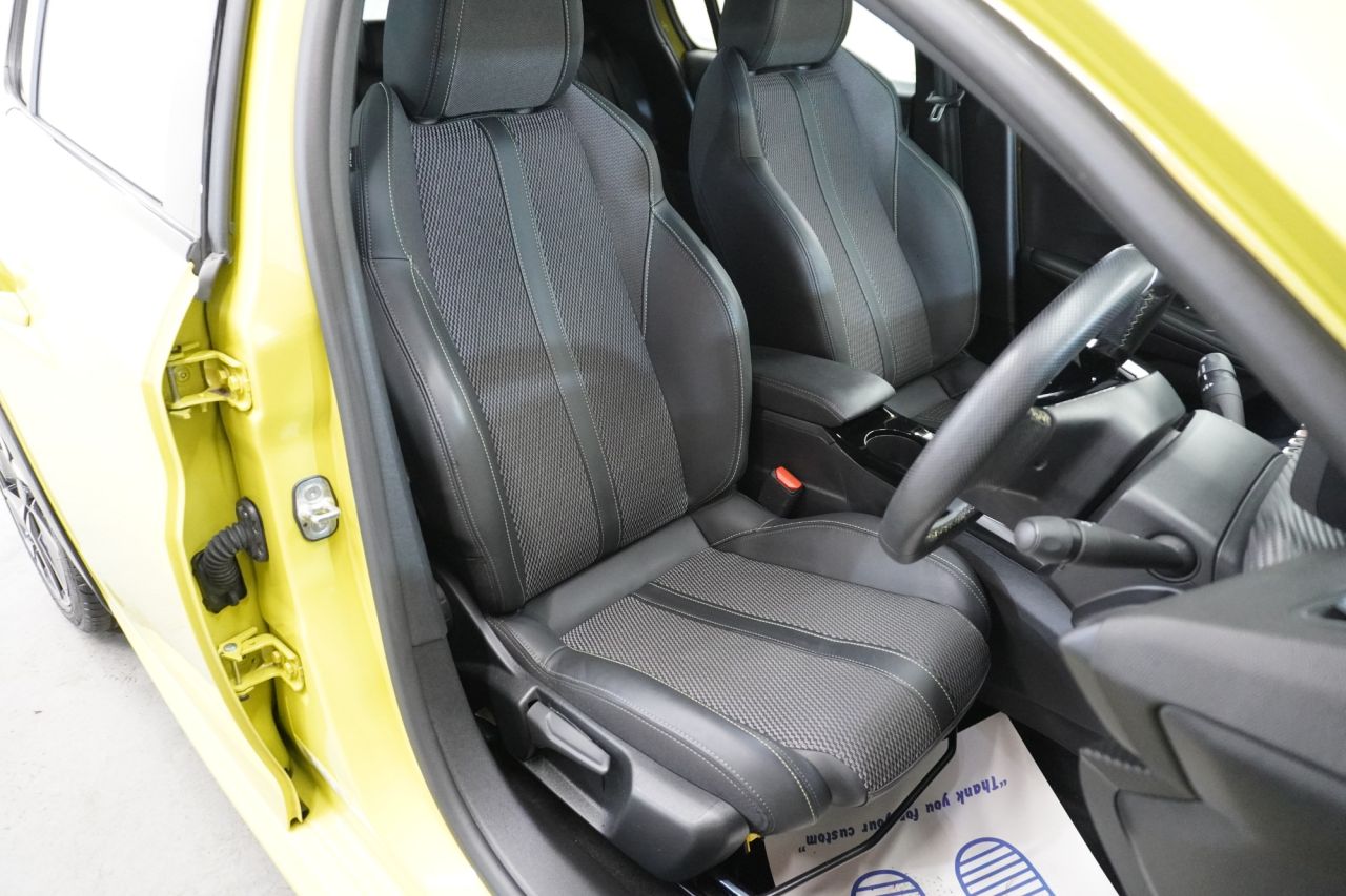 2025 PEUGEOT 1.2 PureTech GT Hatchback 5dr Petrol Manual Euro 6 (s/s) (100 ps) - vehicle photo 24 for sale on PureCar