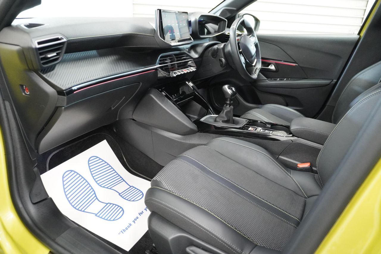 2025 PEUGEOT 1.2 PureTech GT Hatchback 5dr Petrol Manual Euro 6 (s/s) (100 ps) - vehicle photo 33 for sale on PureCar