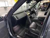 USED 2021 21 LAND ROVER DISCOVERY 3.0 D300 MHEV HSE SUV 5dr Diesel Auto 4WD Euro 6 (s/s) (300 ps) 2021 LANDROVER DISCOVERY 5 D300 3.0 MHEV COMMERCIAL - PLUS VAT - BYRON BLUE - 1 PREVIOUS KEEPER - SERVICE HISTORY TO 81K MILES - SAT NAV - DAB RADIO - HEATED SEAT - BLIS - ADAPTIVE CRUISE CONTROL - TOWBAR - HEATED STEERING WHEEL