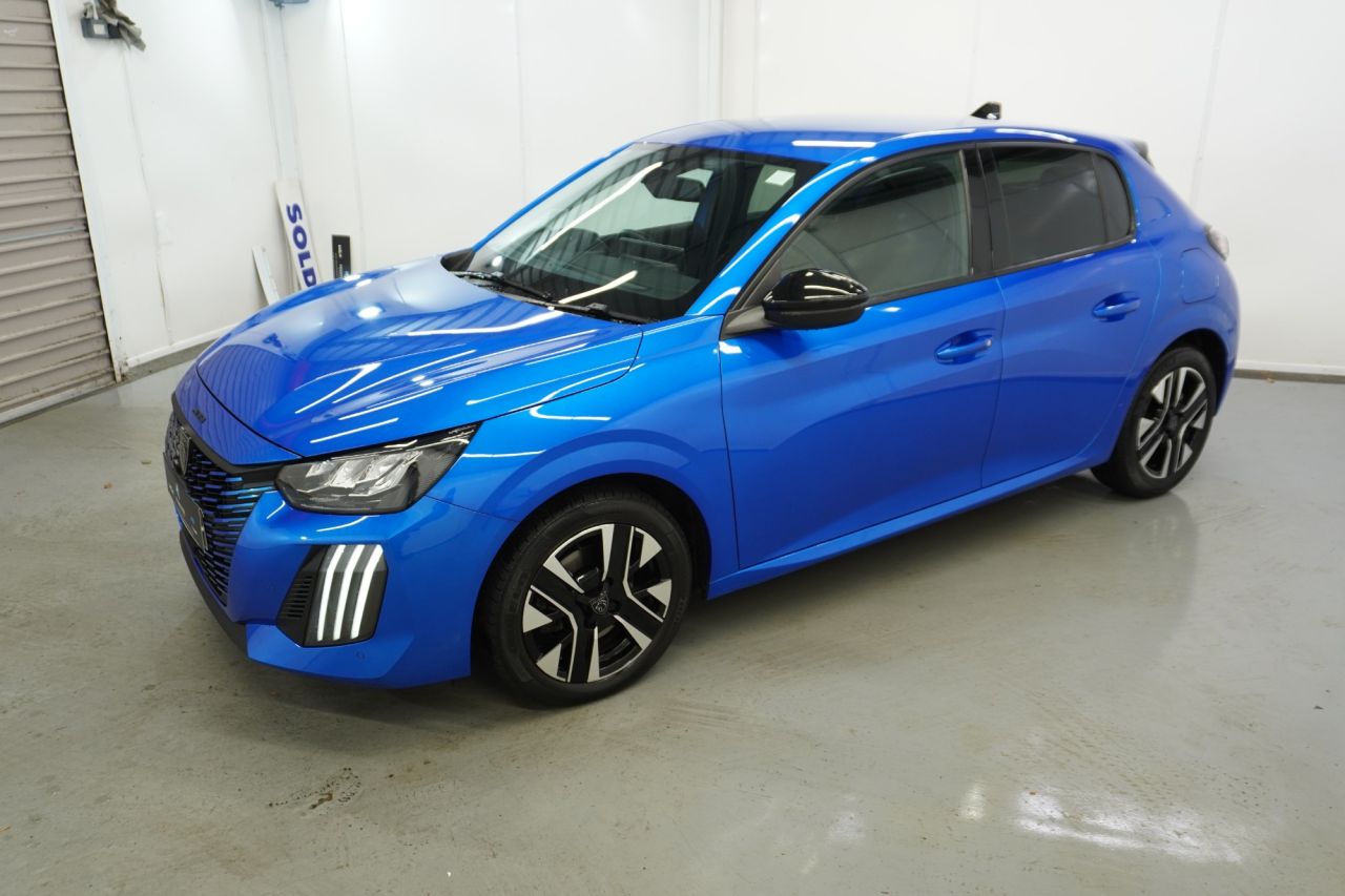 2025 PEUGEOT 1.2 PureTech Allure Hatchback 5dr Petrol Manual Euro 6 (s/s) (100 ps) - vehicle photo 12 for sale on PureCar