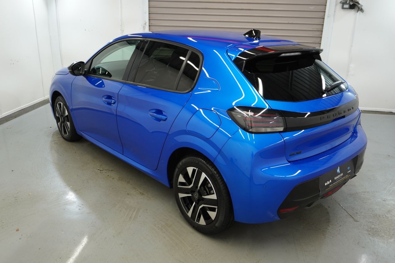 2025 PEUGEOT 1.2 PureTech Allure Hatchback 5dr Petrol Manual Euro 6 (s/s) (100 ps) - vehicle photo 18 for sale on PureCar