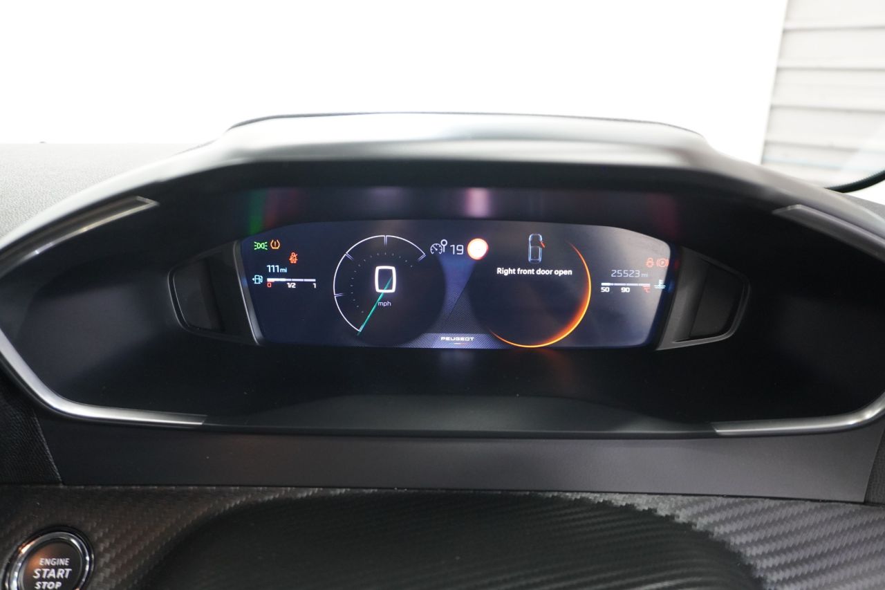 2025 PEUGEOT 1.2 PureTech Allure Hatchback 5dr Petrol Manual Euro 6 (s/s) (100 ps) - vehicle photo 25 for sale on PureCar