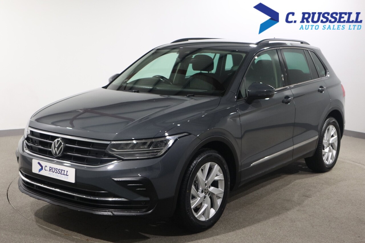 2023 VOLKSWAGEN TIGUAN 2.0 TDI Life SUV 5dr Diesel DSG Euro 6 (s/s) (150 ps) - vehicle photo 2 for sale on PureCar