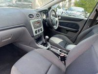USED 2007 57 FORD FOCUS 1.8 Zetec Climate Hatchback 5dr Petrol Manual (169 g/km, 123 bhp) 