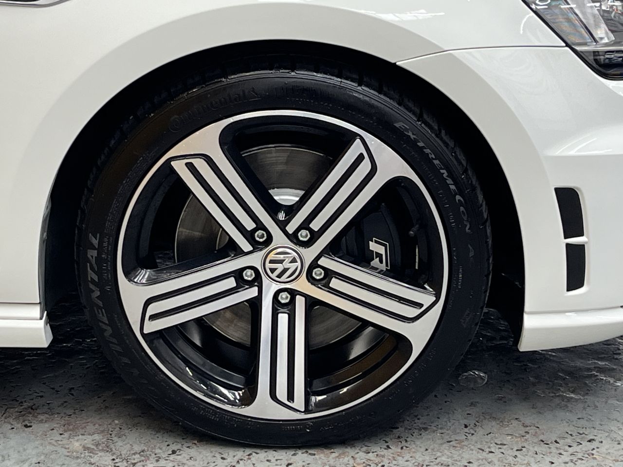 2016 VOLKSWAGEN GOLF R TSI 4Motion DSG - vehicle photo 9 for sale on PureCar