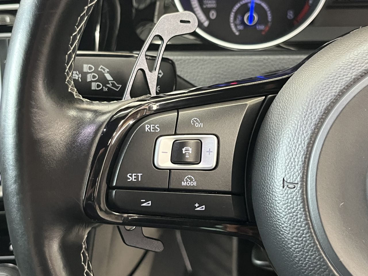 2016 VOLKSWAGEN GOLF R TSI 4Motion DSG - vehicle photo 25 for sale on PureCar
