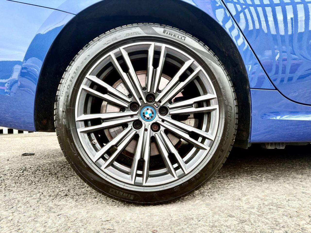 2022 22 BMW 3 SERIES