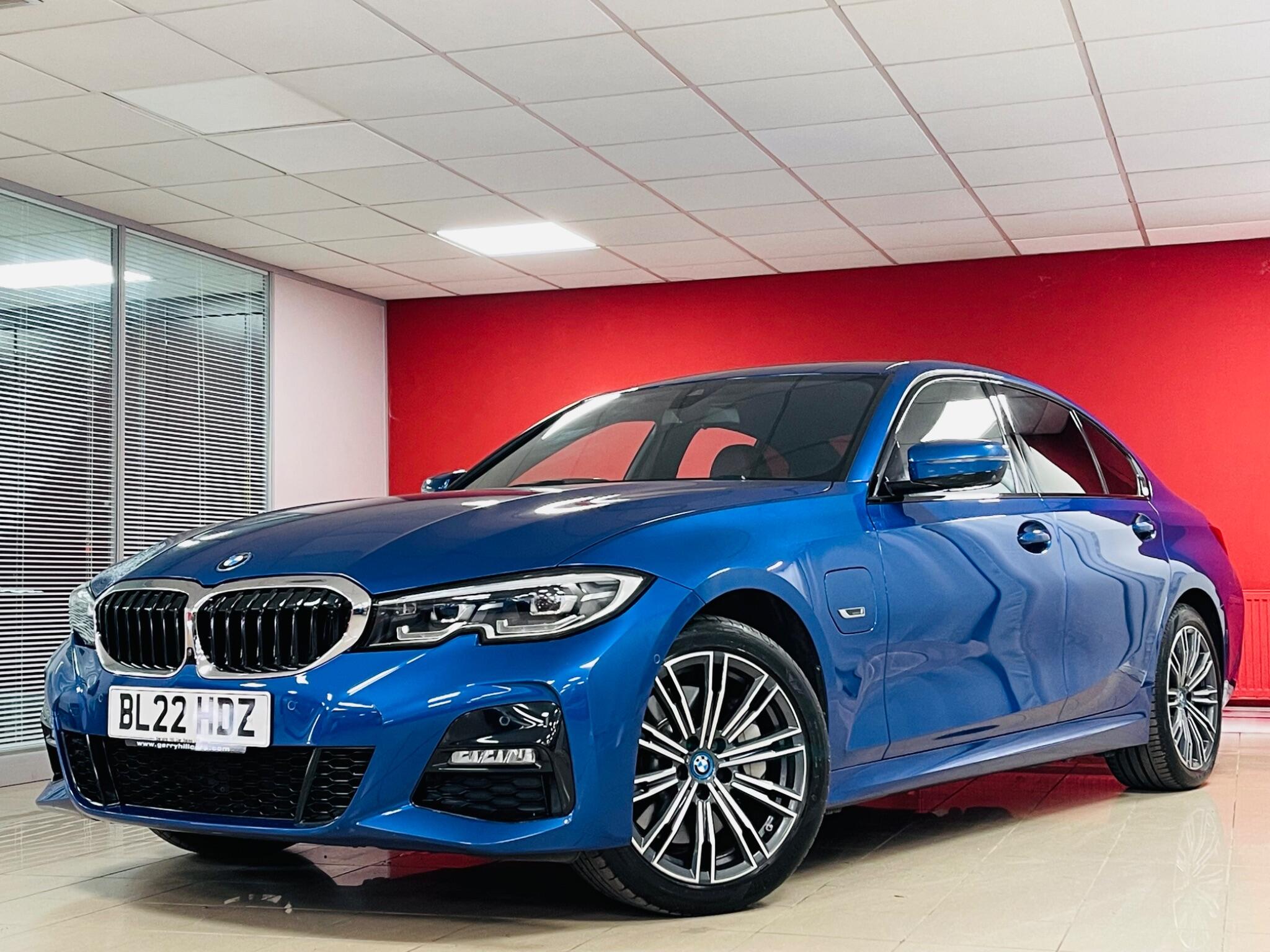 2022 BMW 3 SERIES 2.0 330e 12kWh M Sport Saloon 4dr Petrol Plug-in Hybrid Auto Euro 6 (s/s) (292 ps) 1 OWNER. £2 500 OF FACTORY EXTRAS