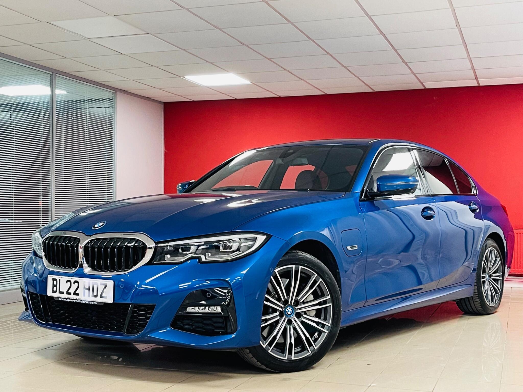 2022 22 BMW 3 SERIES