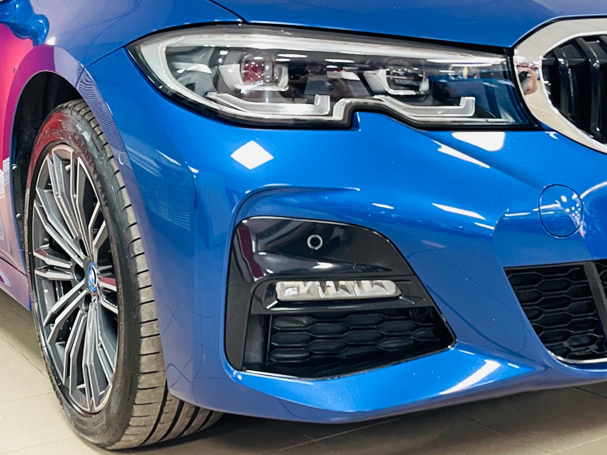 2022 22 BMW 3 SERIES