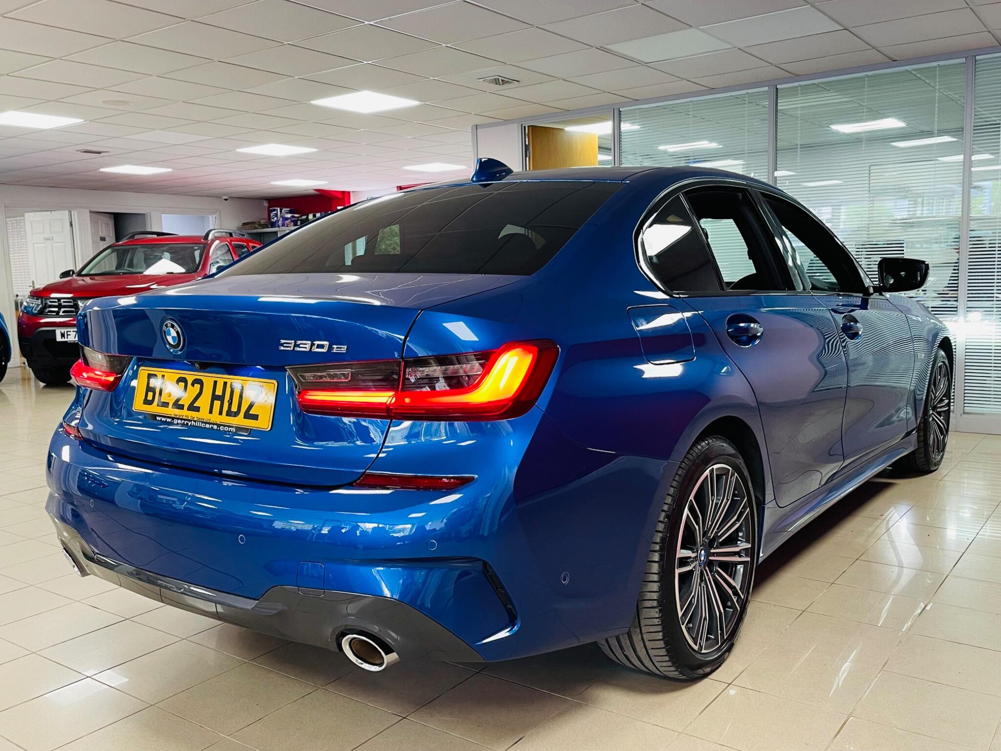 2022 22 BMW 3 SERIES
