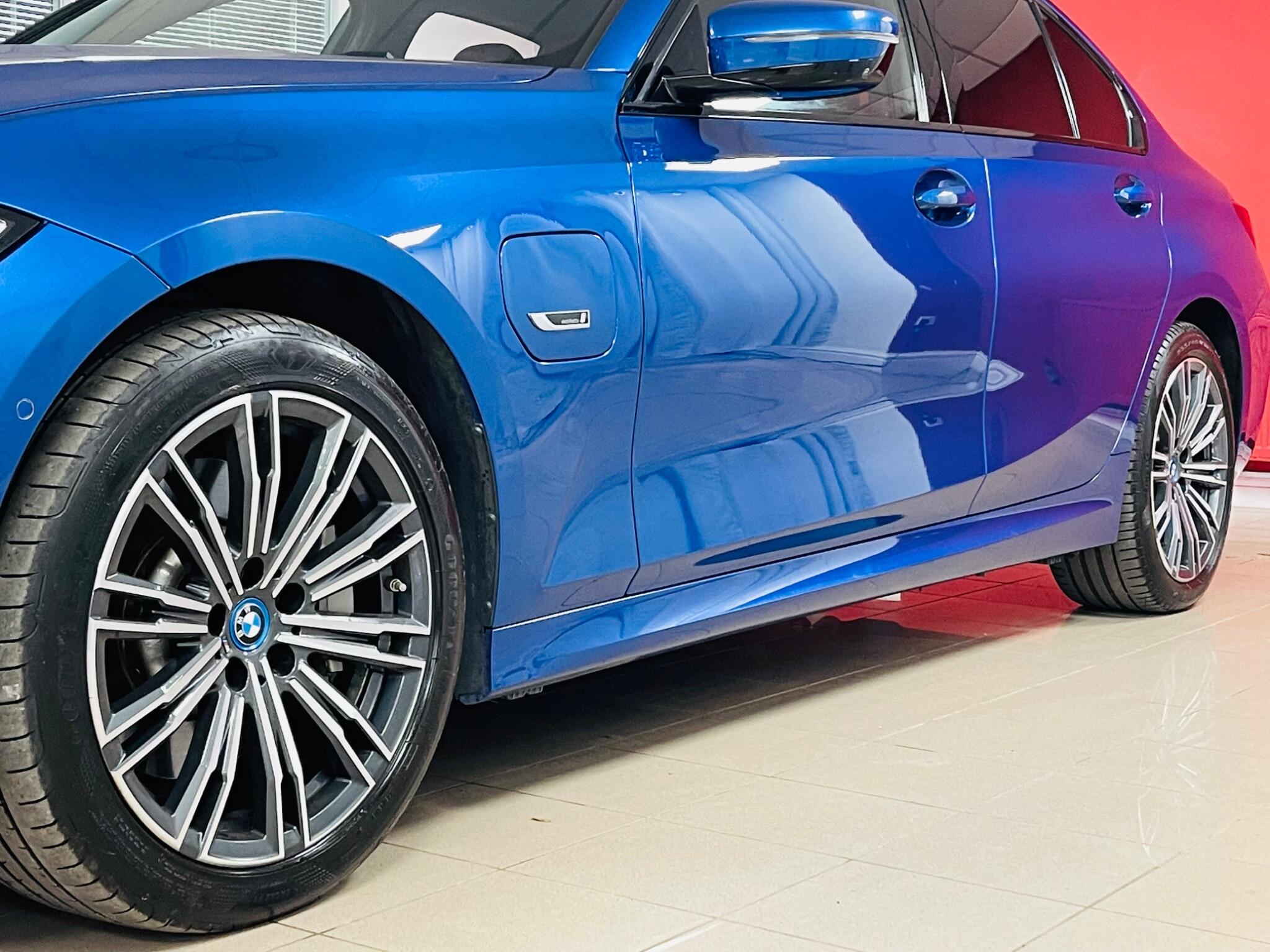 2022 22 BMW 3 SERIES