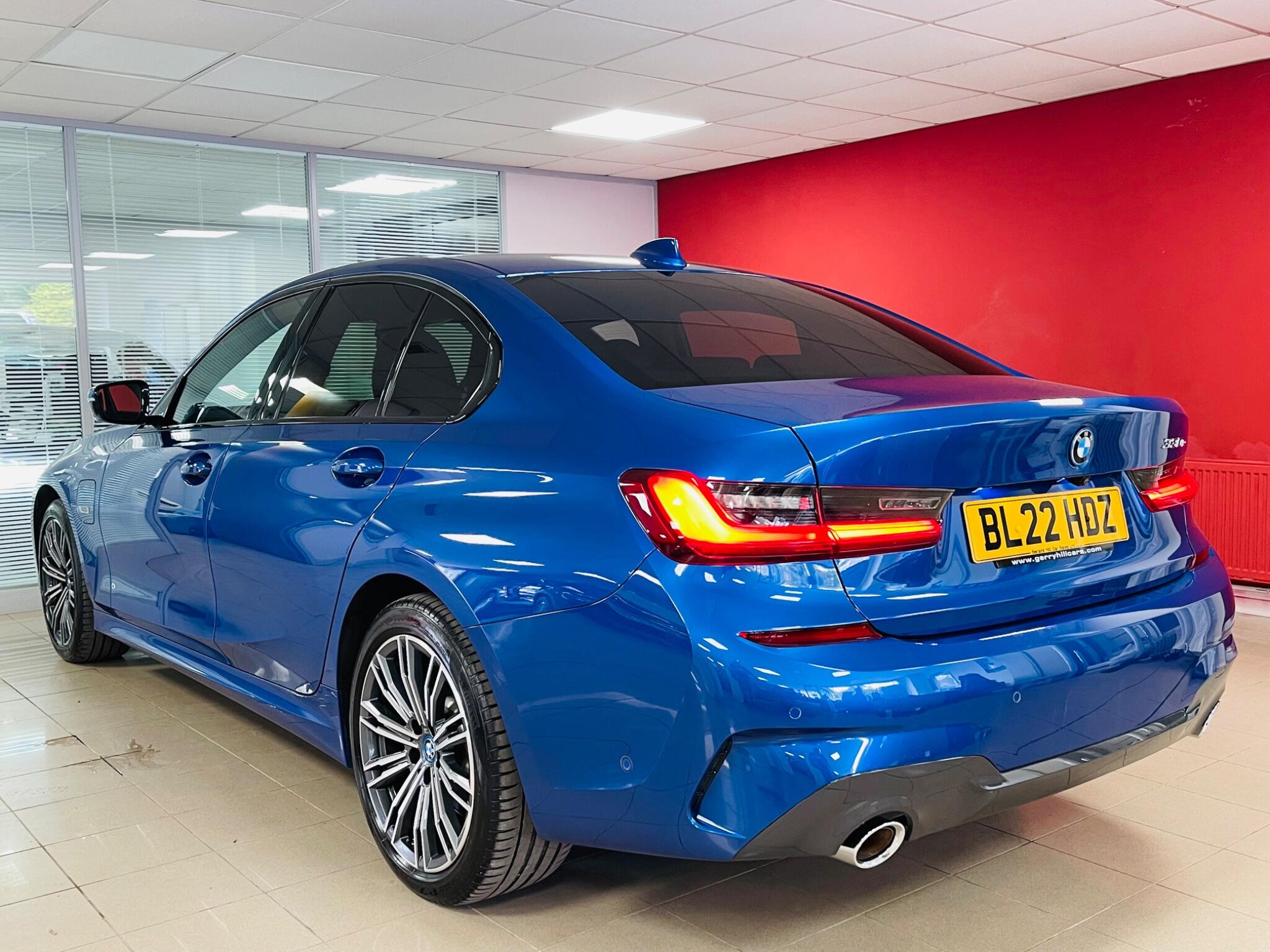 2022 22 BMW 3 SERIES