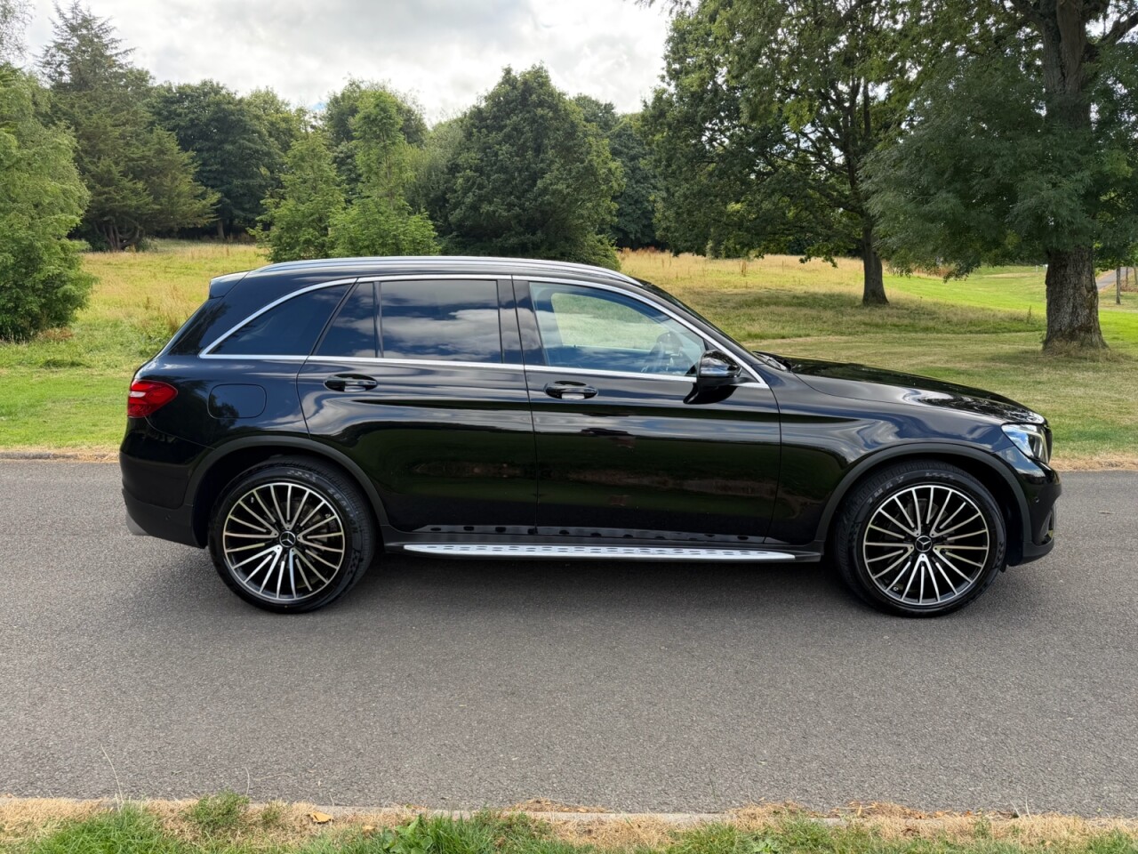 2017 MERCEDES GLC 2.1 GLC220d Sport SUV 5dr Diesel G-Tronic 4MATIC Euro 6 (s/s) (170 ps) - vehicle photo 7 for sale on PureCar
