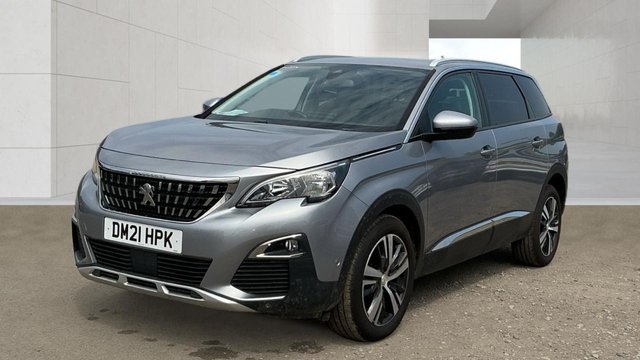 2021 PEUGEOT 5008