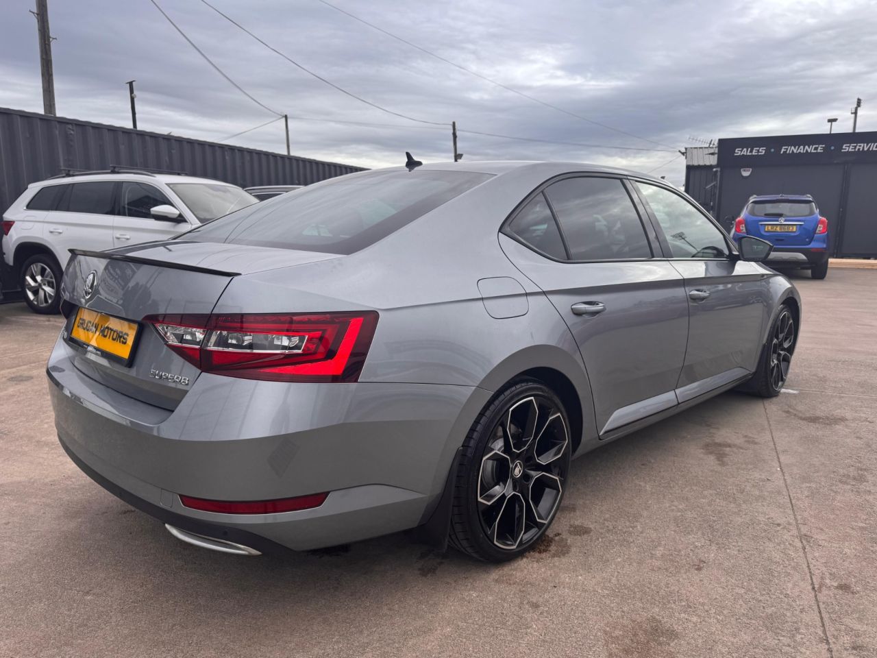 2018 SKODA SUPERB 2.0 TDI SportLine Hatchback 5dr Diesel DSG 4WD Euro 6 (s/s) (190 ps) - vehicle photo 3 for sale on PureCar
