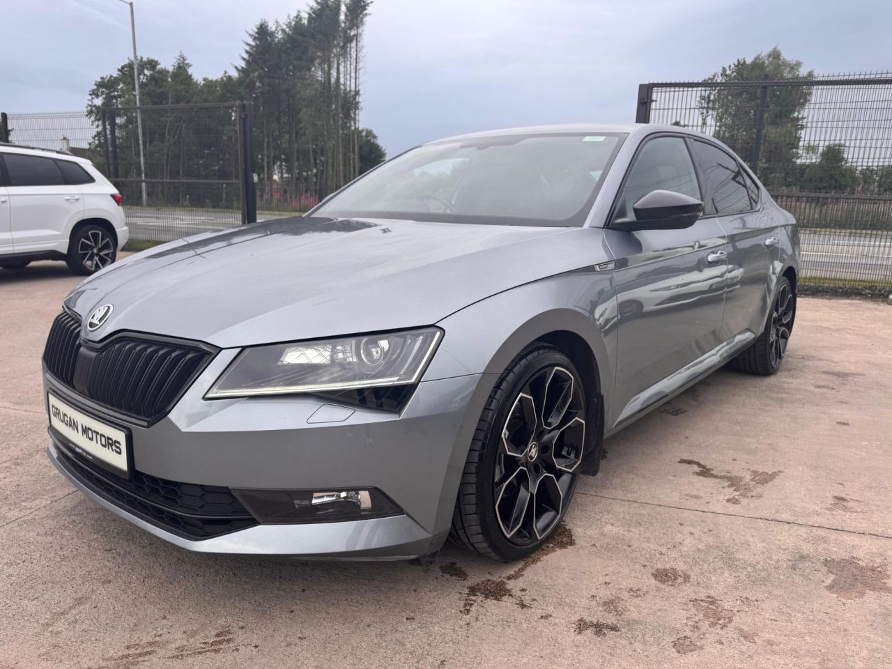 2018 SKODA SUPERB 2.0 TDI SportLine Hatchback 5dr Diesel DSG 4WD Euro 6 (s/s) (190 ps) - vehicle photo 5 for sale on PureCar
