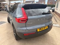 USED 2021 21 VOLVO XC40 1.5 T3 R-Design SUV 5dr Petrol Manual Euro 6 (s/s) (163 ps) Price range Volvo XC40, FVSH!