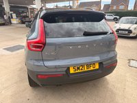 USED 2021 21 VOLVO XC40 1.5 T3 R-Design SUV 5dr Petrol Manual Euro 6 (s/s) (163 ps) Price range Volvo XC40, FVSH!