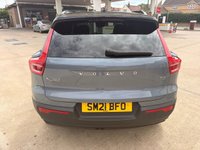 USED 2021 21 VOLVO XC40 1.5 T3 R-Design SUV 5dr Petrol Manual Euro 6 (s/s) (163 ps) Price range Volvo XC40, FVSH!