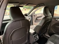 USED 2021 21 VOLVO XC40 1.5 T3 R-Design SUV 5dr Petrol Manual Euro 6 (s/s) (163 ps) Price range Volvo XC40, FVSH!
