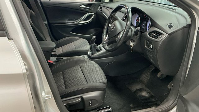 View our VAUXHALL ASTRA