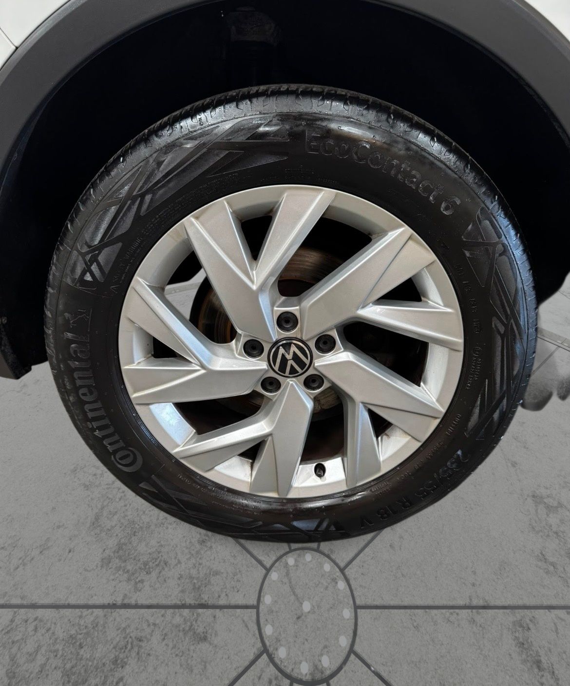 2023 Volkswagen Tiguan — image 8