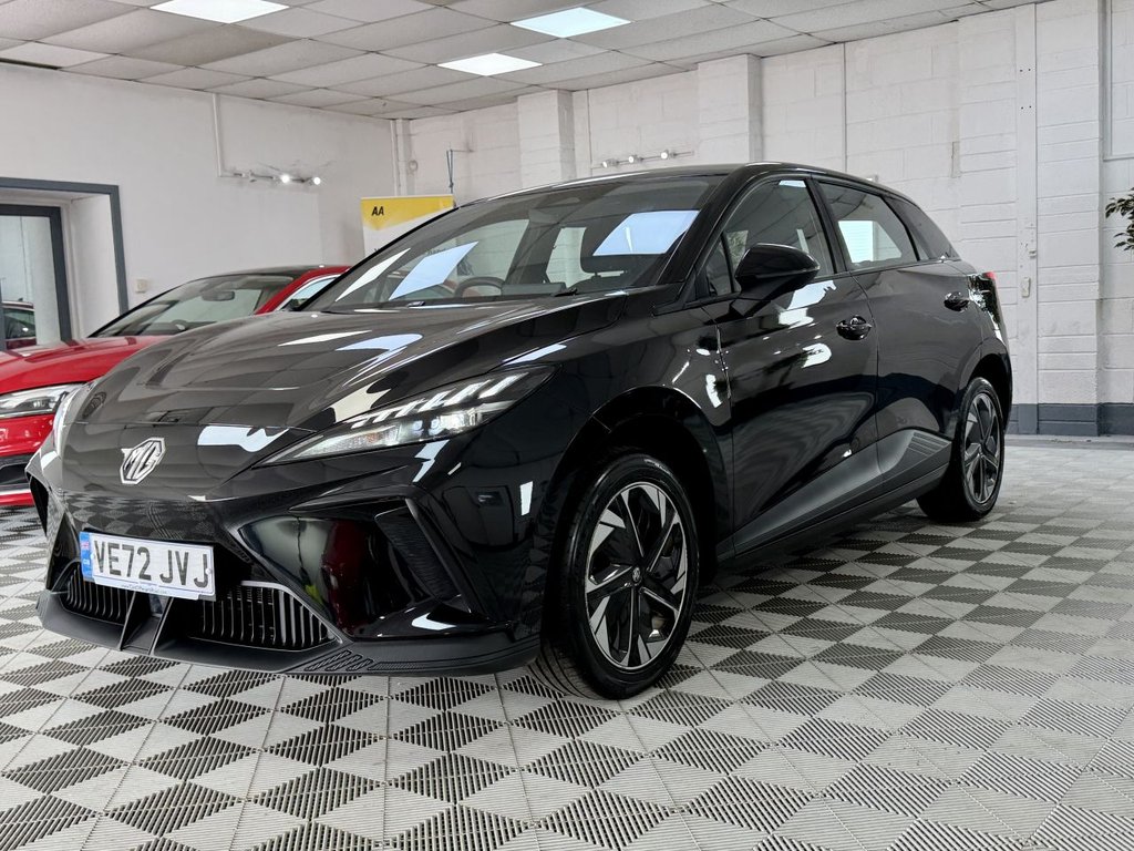 USED 2023 72 MG MG4 51kWh SE Hatchback 5dr Electric Auto (170 ps) 