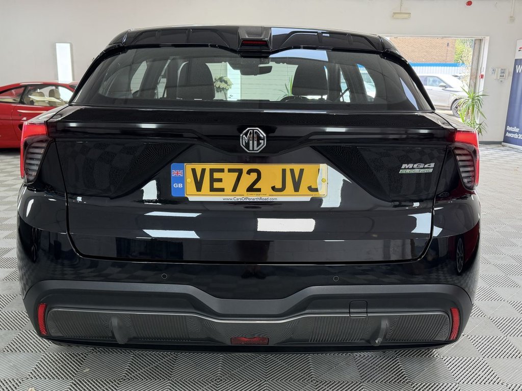 USED 2023 72 MG MG4 51kWh SE Hatchback 5dr Electric Auto (170 ps) 
