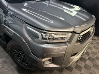 USED 2023 23 TOYOTA HILUX 2.8 D-4D Invincible X Pickup Double Cab 4dr Diesel Auto 4WD Euro 6 (s/s) (204 ps) 