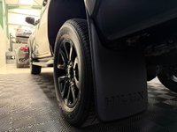 USED 2023 23 TOYOTA HILUX 2.8 D-4D Invincible X Pickup Double Cab 4dr Diesel Auto 4WD Euro 6 (s/s) (204 ps) 