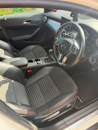 USED 2015 15 MERCEDES-BENZ 180 2.1 GLA200 CDI AMG LINE SUV 5DR 135BHP. 71K MILES. PRIVATE SALE. 2.1 GLA200. AMG LINE. PRIVATE SALE.