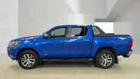 USED 2018 68 TOYOTA HILUX 2.4 D-4D INVINCIBLE AUTOMATIC 4X4 PICK UP TRUCK EURO 6  ** FULL SERVICE HISTORY **
