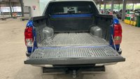 USED 2018 68 TOYOTA HILUX 2.4 D-4D INVINCIBLE AUTOMATIC 4X4 PICK UP TRUCK EURO 6  ** FULL SERVICE HISTORY **