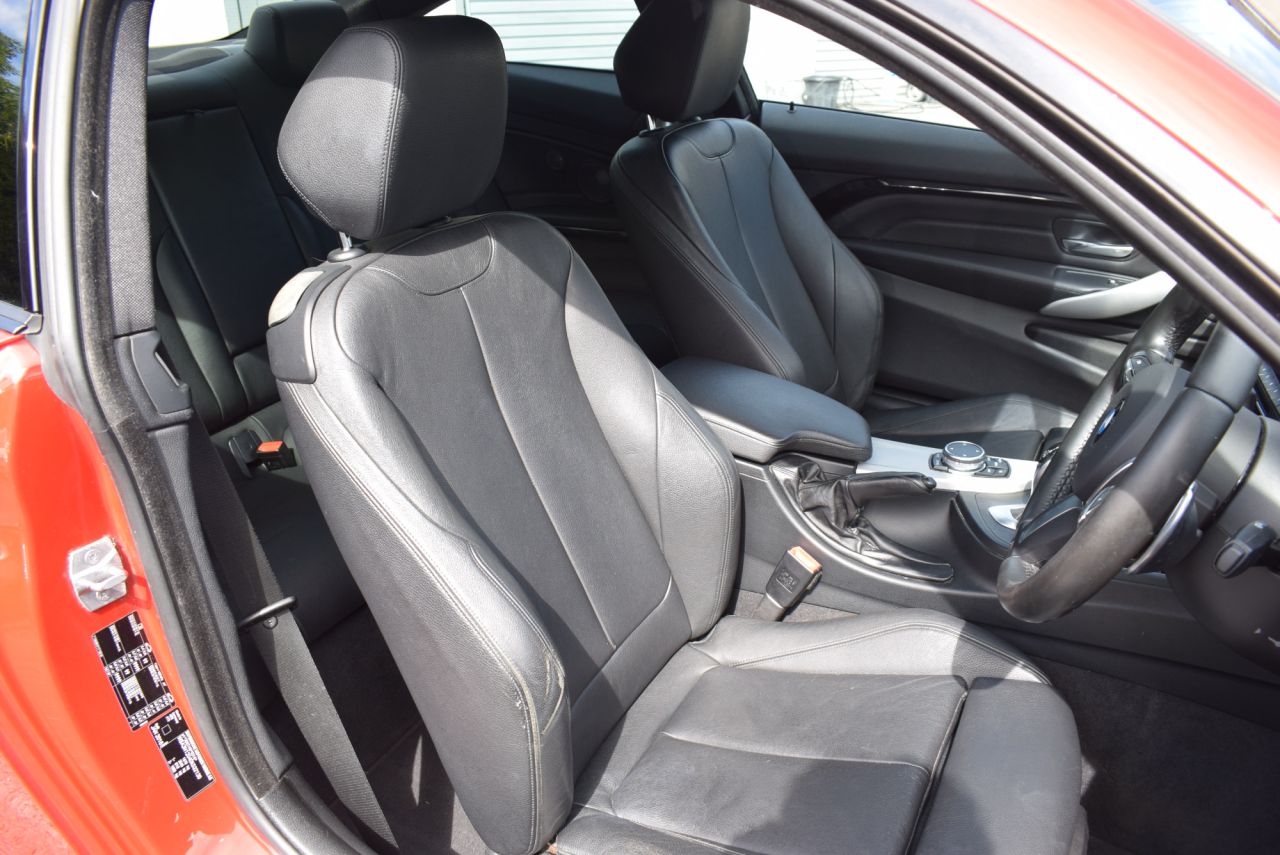 2016 BMW 4 SERIES 2.0 420i M Sport Coupe 2dr Petrol Auto Euro 6 (s/s) (184 ps) Heated Seats, - vehicle photo 14 for sale on PureCar