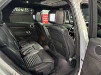 USED 2018 18 LAND ROVER DISCOVERY 5 3.0 TD V6 HSE Luxury SUV 5dr Diesel Auto 4WD Euro 6 (s/s) (258 ps) 2018 LANDROVER DISCOVERY 5 HSE LUXURY 3.0 TDV6 EURO 6 - INDUS SILVER - 9 SERVICES TO 112K MILES - REAR ENTERTAINMENT - 22 INCH ALLOYS - TILT & SLIDE GLASS PANROOF - BLACK PACK - DYNAMIC PACK - LED HEADLIGHTS - 360 CAMERAS