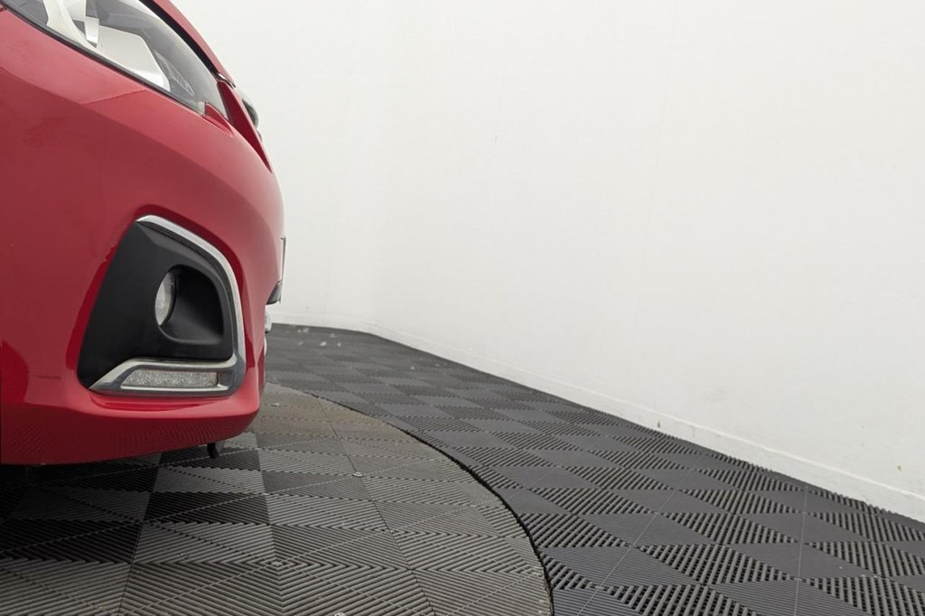 USED 2015 15 PEUGEOT 108 1.2 VTi PureTech Allure Hatchback 3dr Petrol Manual Euro 5 (82 ps) Camera, Bluetooth, DAB