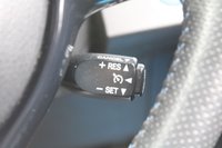 USED 2017 67 TOYOTA YARIS 1.5 VVT-h Blue Bi-Tone Hatchback 5dr Petrol Hybrid E-CVT Euro 6 (s/s) (100 ps) BLUETOOTH - CRUISE CONTROL