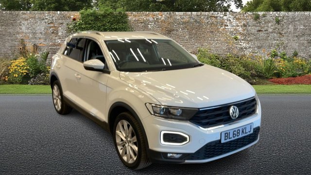 View our VOLKSWAGEN T-ROC