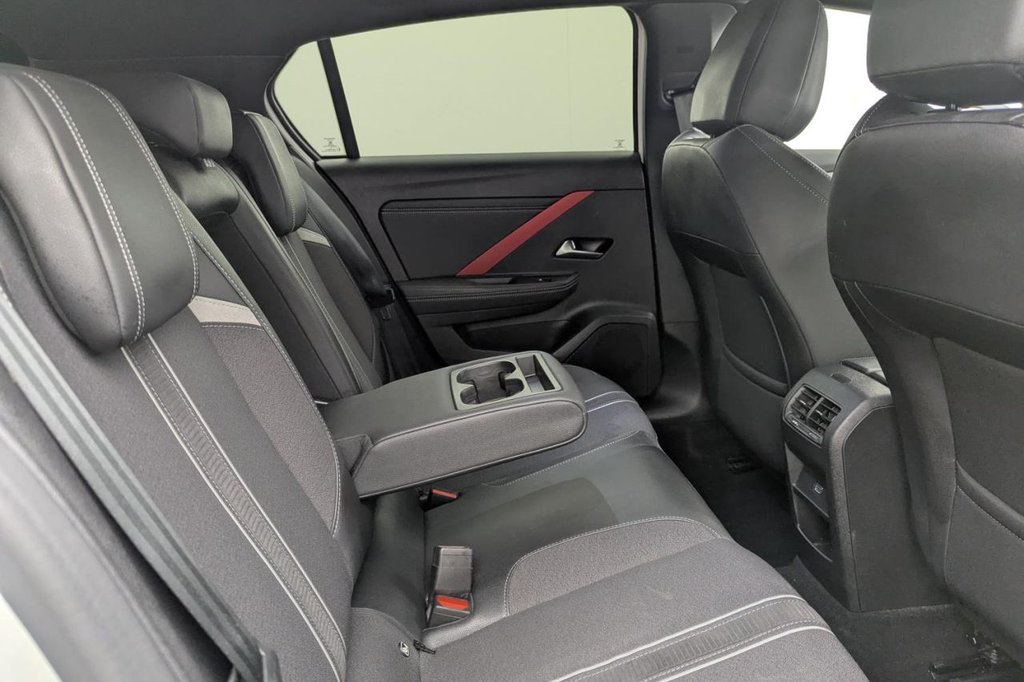 USED 2022 22 VAUXHALL ASTRA 1.2 Turbo GS Line Hatchback 5dr Petrol Manual Euro 6 (s/s) (130 ps) Car Play, Sat Nav, Camera