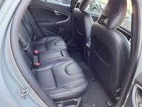 USED 2018 68 VOLVO V40 2.0 T3 GPF Inscription Hatchback 5dr Petrol Manual Euro 6 (s/s) (152 ps) GENUINE MILEAGE ULEZ FSH