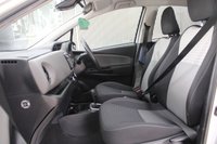 USED 2019 19 TOYOTA YARIS 1.5 VVT-h Icon Tech Hatchback 5dr Petrol Hybrid E-CVT Euro 6 (s/s) (100 ps) 