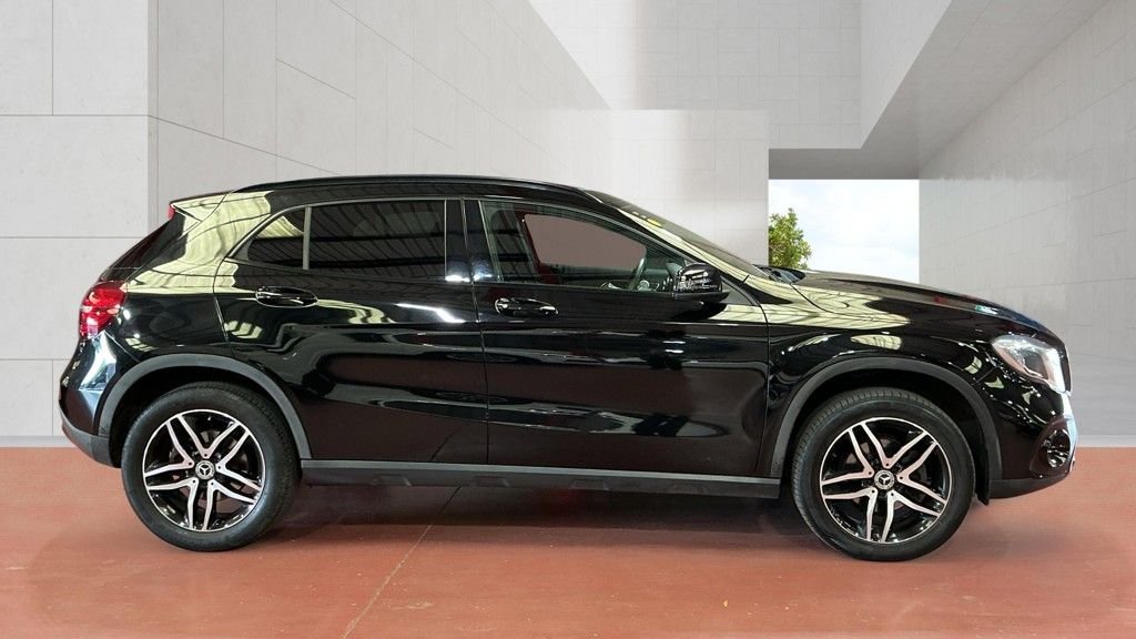 USED 2019 19 MERCEDES-BENZ GLA 1.6 GLA180 Urban Edition SUV 5dr Petrol 7G-DCT Euro 6 (s/s) (122 ps) 2 KEYS / LOW MILEAGE AUTO