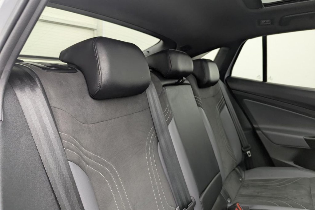 USED 2023 72 VOLKSWAGEN ID.5 Pro 77kWh Style SUV 5dr Electric Auto (174 ps) Pan Roof, Car Play, Camera