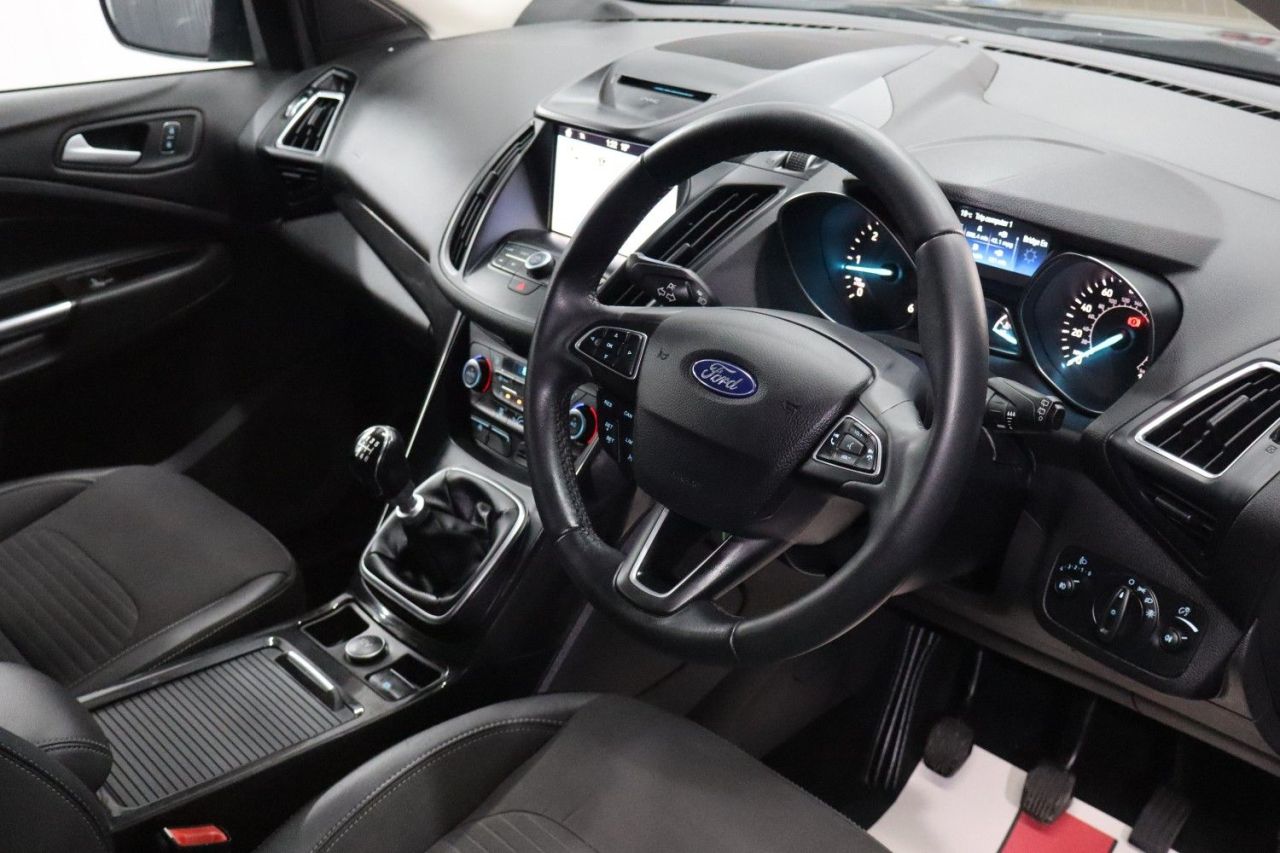 2020 FORD KUGA 2.0 TDCi EcoBlue Titanium Edition SUV 5dr Diesel Manual Euro 6 (s/s) (150 p - vehicle photo 21 for sale on PureCar