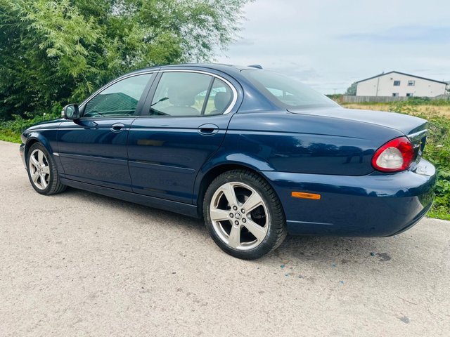 View our JAGUAR X-TYPE