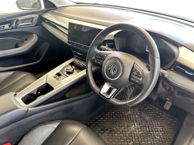 View our MG MG5