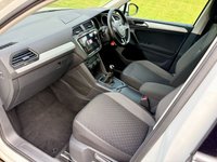 USED 2018 67 VOLKSWAGEN TIGUAN 2.0 TDI SE Navigation SUV 5dr Diesel Manual Euro 6 (s/s) (150 ps) 